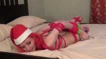 Morrigan - Christmas Miracle: Naughty Redhead's Very First Time (video)