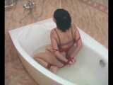 Rozanka - Sweet chick experiences bondage in the bathtub (video)