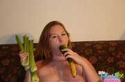 BBW Jodi Fucks Her Vegetables