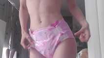 Video: sensually playing with my pink diaper