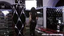 Lady Ashley - Black Rubber