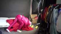 Watching ***COURTNEY*** changing rainwear combinations and preparing her bed (Video)