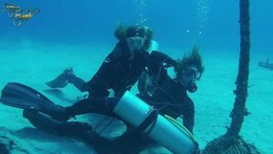 Underwater bondage • Bondage bajo el agua