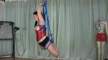 Suspension with Panty Ouvert