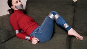 Sophia Smith in Jeans and ducttape barefoot