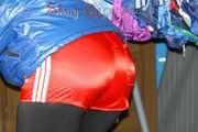 SEXY SONJA wearing a special shiny down jacket, a spandex leggin and a shiny nylon shorts during ordering the cupboard (Pics)