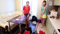 Merida & Hannah - Trash bag cleaning with bondage (video)