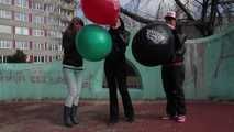 154 3 girls, 3 balloons (24" Qualatex ClubSteffi)