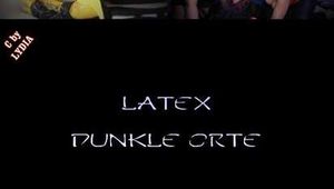LATEX  - DUNKLE ORTE