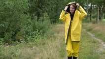 Miss Petra goes for a walk in friesennerz, yellow rain dungarees and rubber boots (looped version)