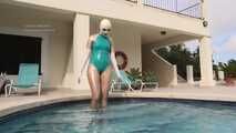 Asianrubberdoll in pool