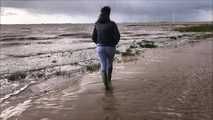 Rubber boot mistress at the North Sea beach for my welliefans