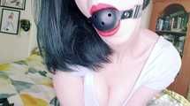 LOCKDOWN SPECIAL:  Mia in Only one thing keeps me quiet, a BALLGAG!