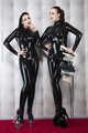 Tight lacing Latex Girlz