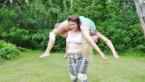 Sam vs Paige outdoor piledriver prostyle photo #2