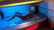 POV FOOTJOB | GIRL ALONE IN SOLARIUM