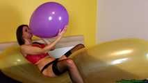 Blow2pop purple U16 while sitting on a yellow GL700