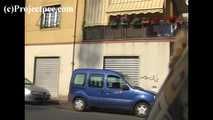 023082 Ewa Has A Real Pee Emergency In A Busy Genoa Street
