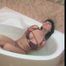 Rozanka - Süßes Küken erlebt Bondage in der Badewanne (video)
