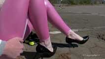 Pink leggings on empty space - part 1