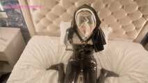 Xiaomeng Becomes Latex Nun